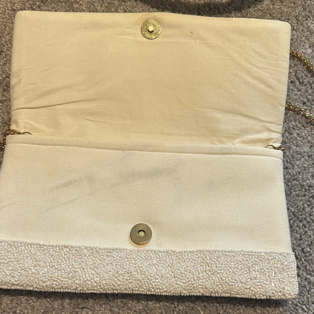 👰🏼 BRIDE Ivory Beaded Crossbody Clutch - Picture 5 of 7